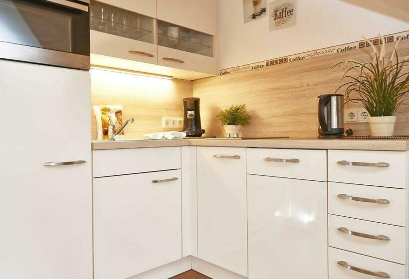 1 Bedroom Apartment Lake View, Wohnpark Stadt Hamburg In Binz   Wg 57