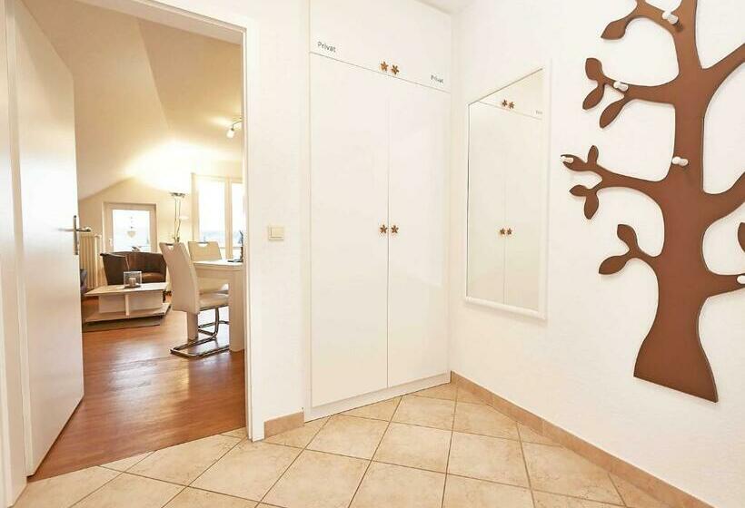 1 Bedroom Apartment Lake View, Wohnpark Stadt Hamburg In Binz Wg 57