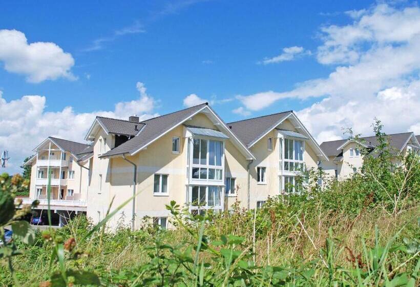 1 Bedroom Apartment Lake View, Wohnpark Stadt Hamburg In Binz   Wg 57