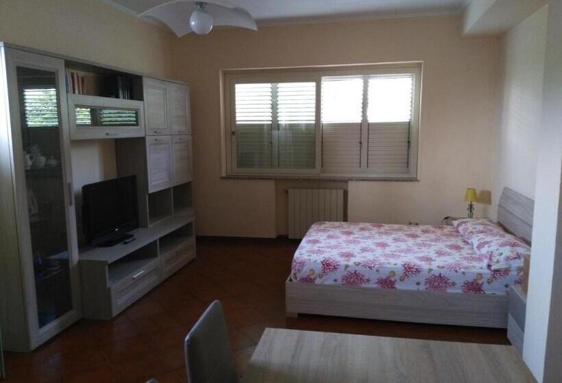 غرفة قياسية, B&b Mantinera