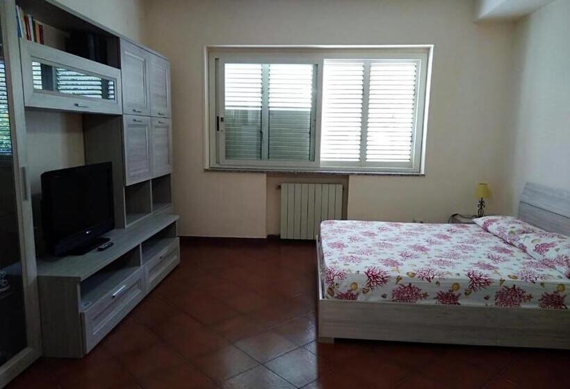 غرفة قياسية, B&b Mantinera