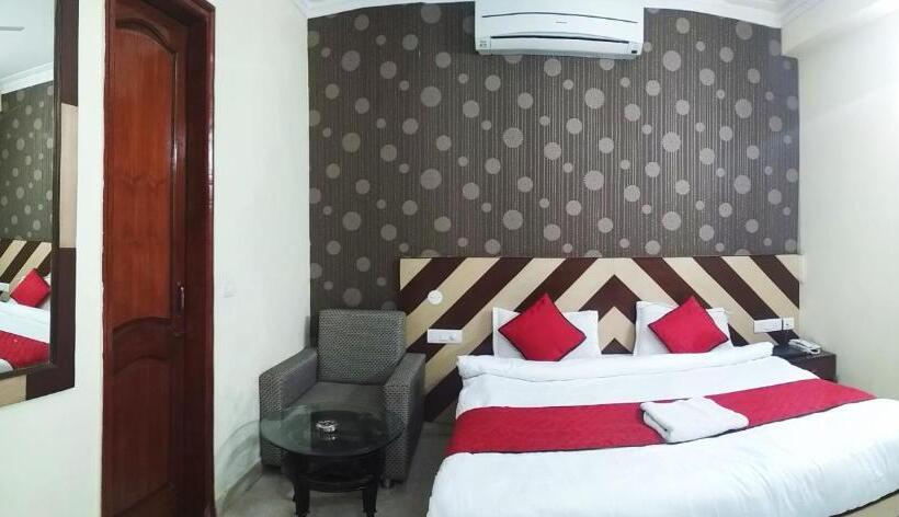 חדר סטנדרט יחיד, White Castle Manesar