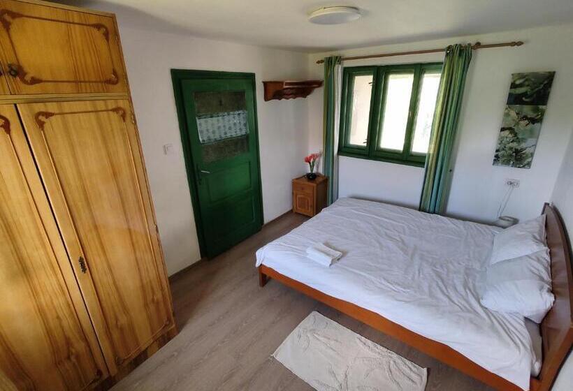 Standard room with outdoor bath, La Tataia Zahei