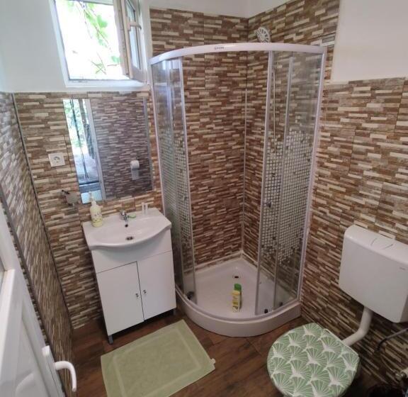 Standard room with outdoor bath, La Tataia Zahei