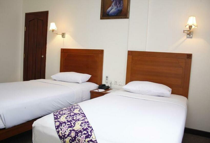 Номер Deluxe, Pia Hotel Pangkalpinang