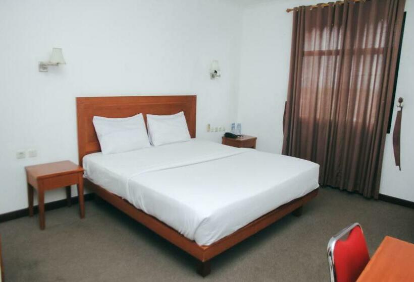 Номер Deluxe, Pia Hotel Pangkalpinang