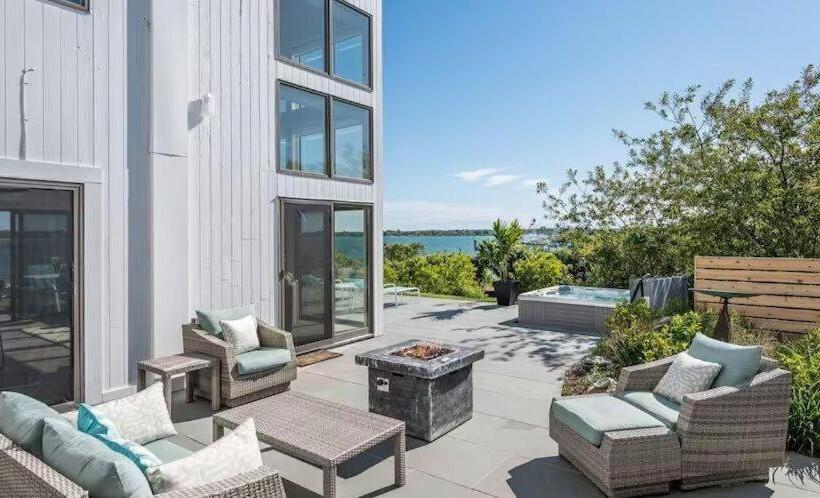 منزل 4 غرف نوم, Townhouses & Captain S Quarters