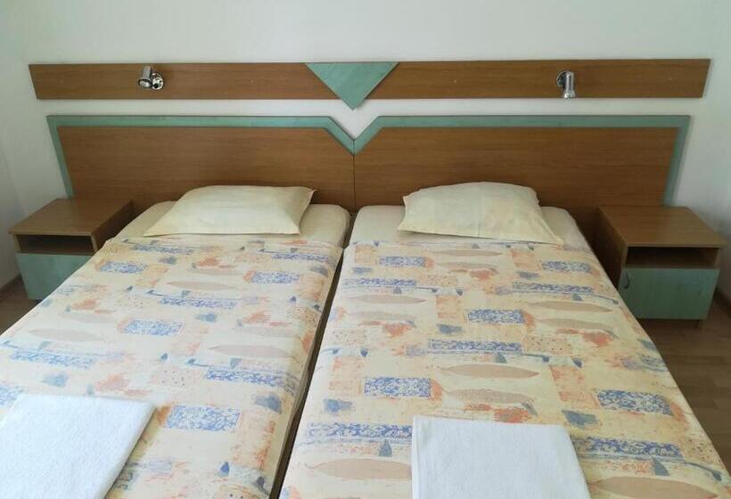 标准间带露台, Diva