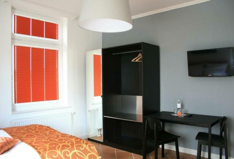 Номер Стандарт, Apartmenthaus Unterwegs