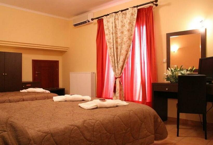 חדר סטנדרט לשלושה, Asteras