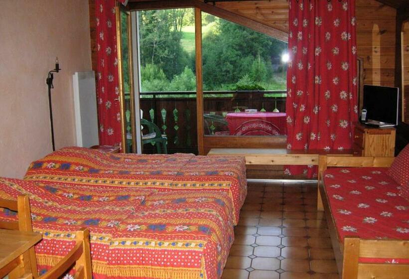 חדר משפחתי, Au Bois De Lune