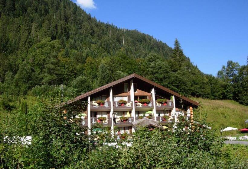 חדר משפחתי, Au Bois De Lune