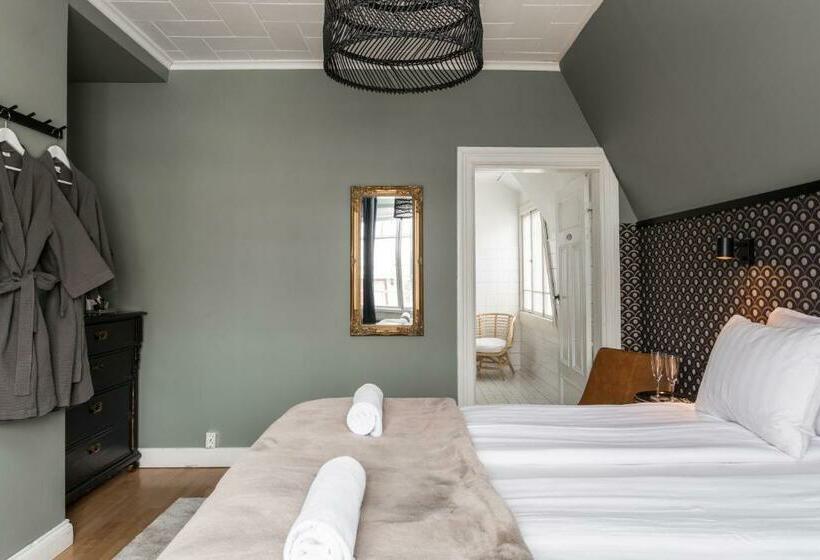 Номер Стандарт, Bridget Inn