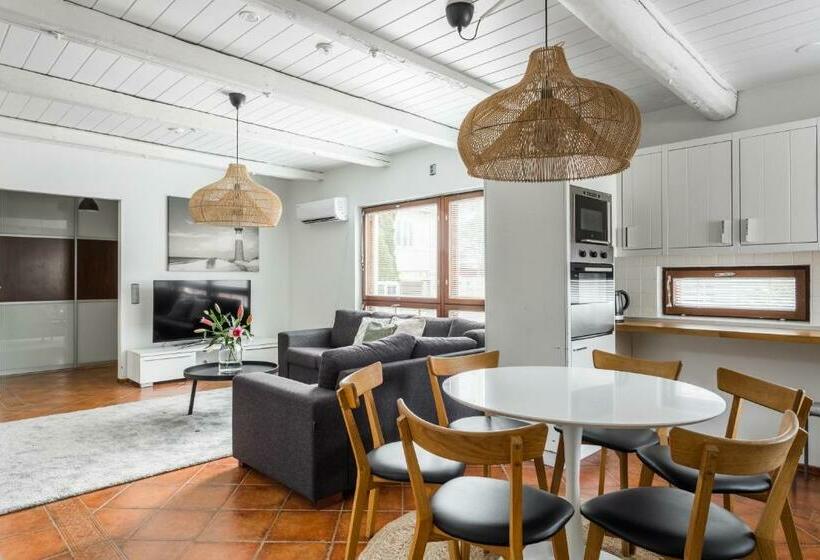 Апартаменты 3 Спальни, Bridget Inn