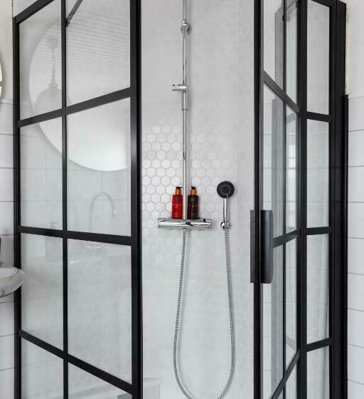 Номер Стандарт, Bridget Inn