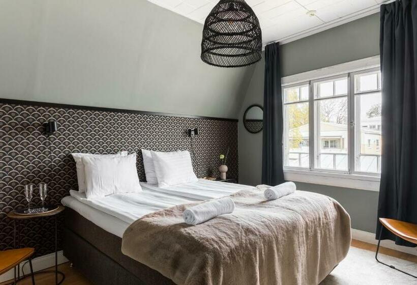 Номер Стандарт, Bridget Inn