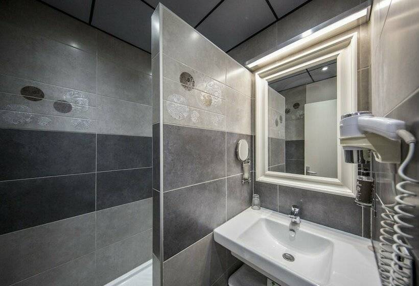 غرفة قياسية, Des Lices