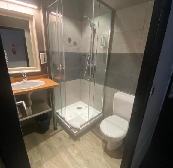 غرفة قياسية, Des Lices