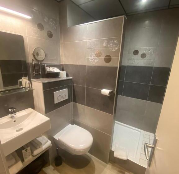 غرفة قياسية فردية, Des Lices