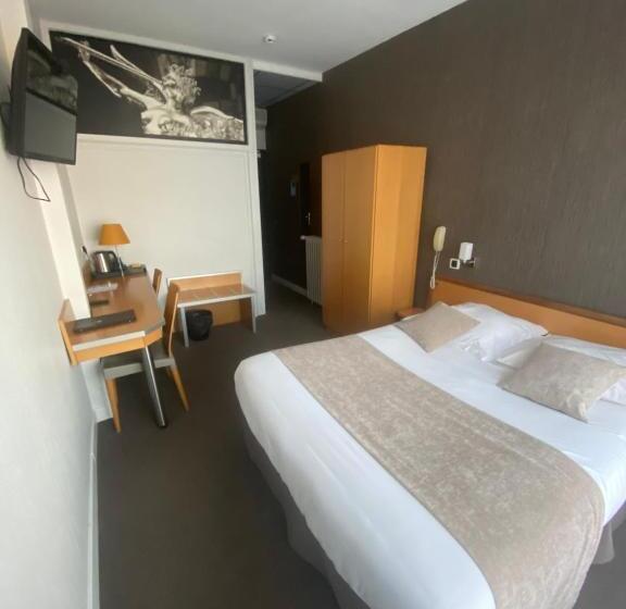 غرفة قياسية, Des Lices