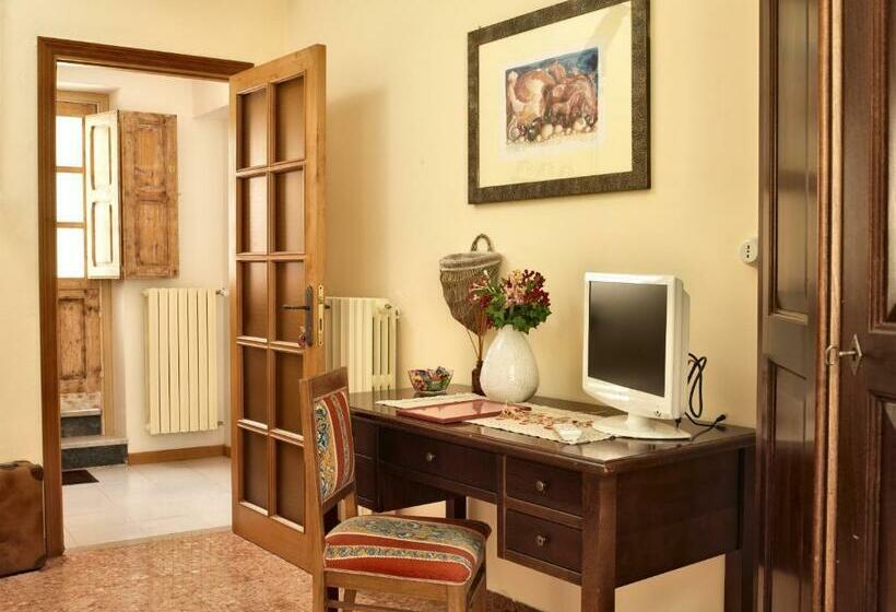 غرفة قياسية حمام مشترك, Domo Silvia E Paolo