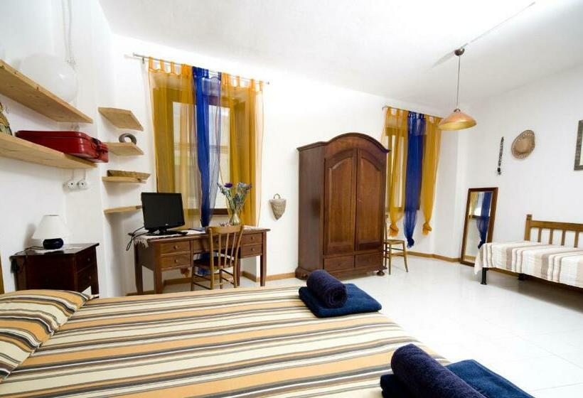 غرفة قياسية حمام مشترك, Domo Silvia E Paolo