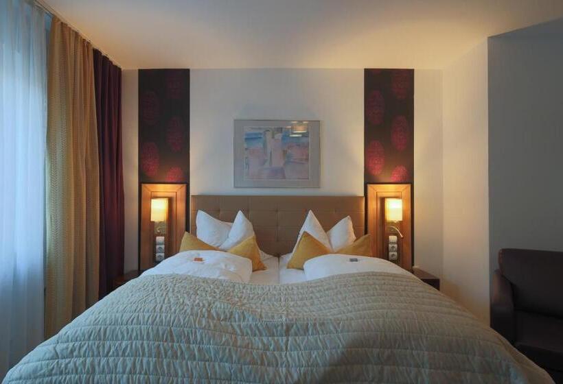 标准间, Franconia City