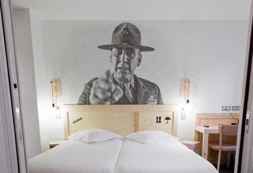 스탠다드 룸, Graffalgar