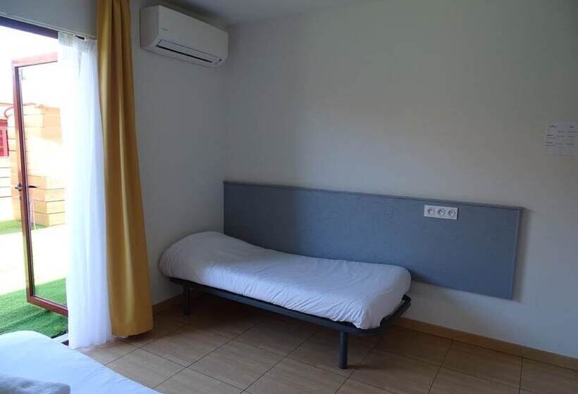 Трехместный Номер Комфорт, Hôtel Acajou