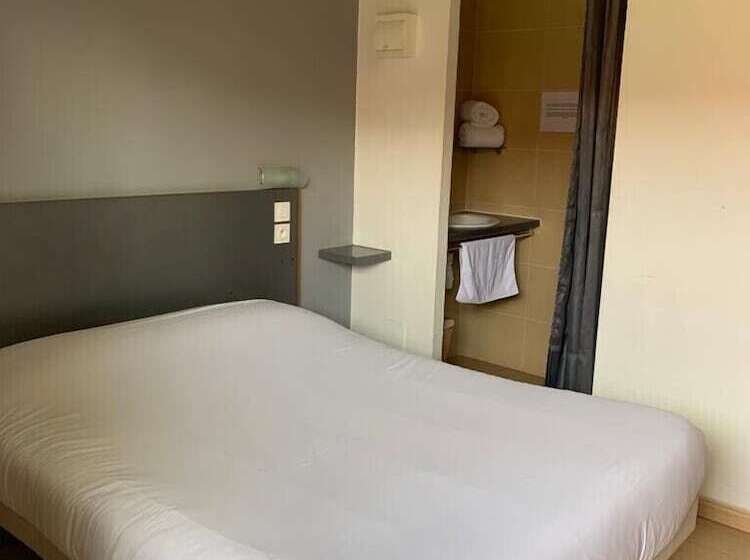 Номер Комфорт, Hôtel Acajou