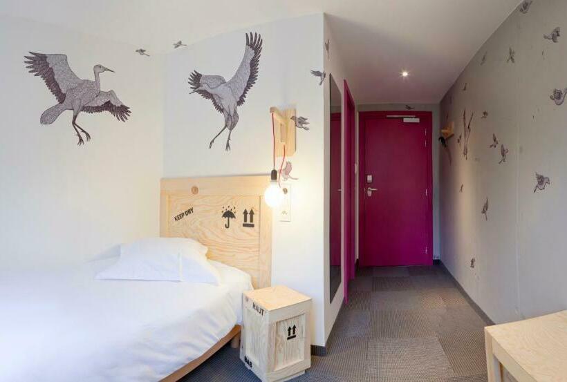 스탠다드 싱글 룸, Graffalgar