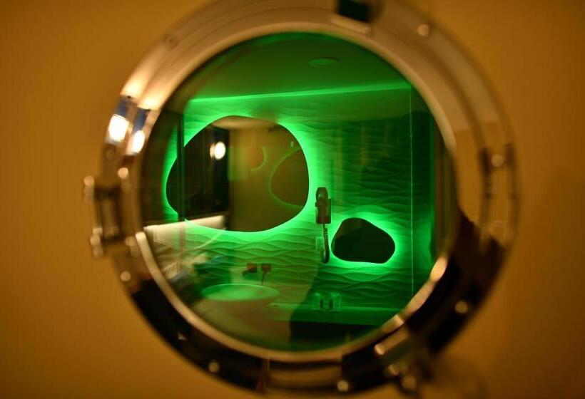 ファミリールーム, Hôtel Le Claridge