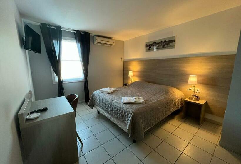 高级大房间, Les Arcades