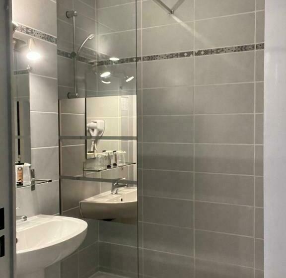 高级大房间, Les Arcades