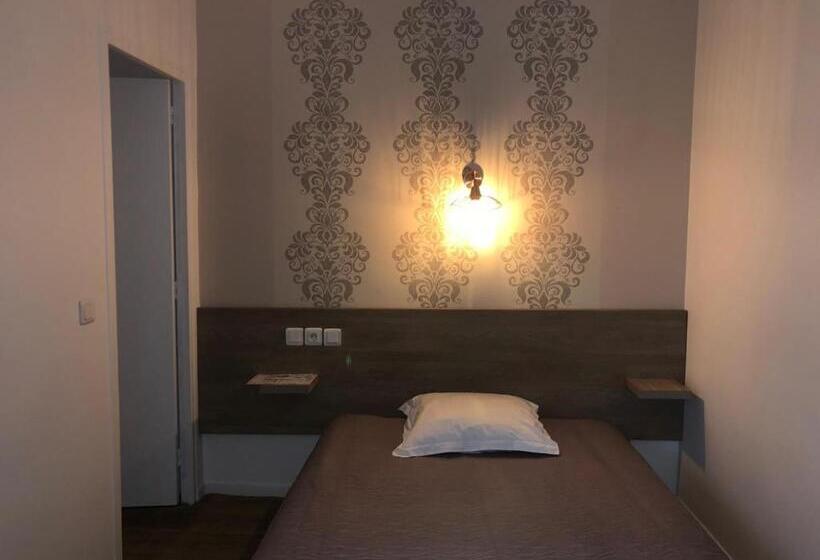 إستوديو قياسى, Hôtel Résidence Champerret