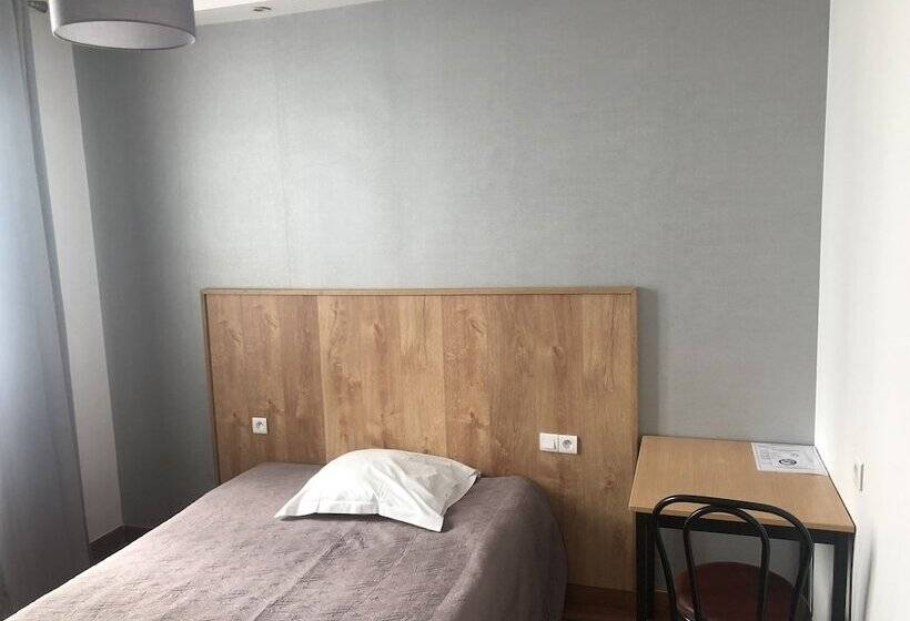 غرفة قياسية, Hôtel Résidence Champerret