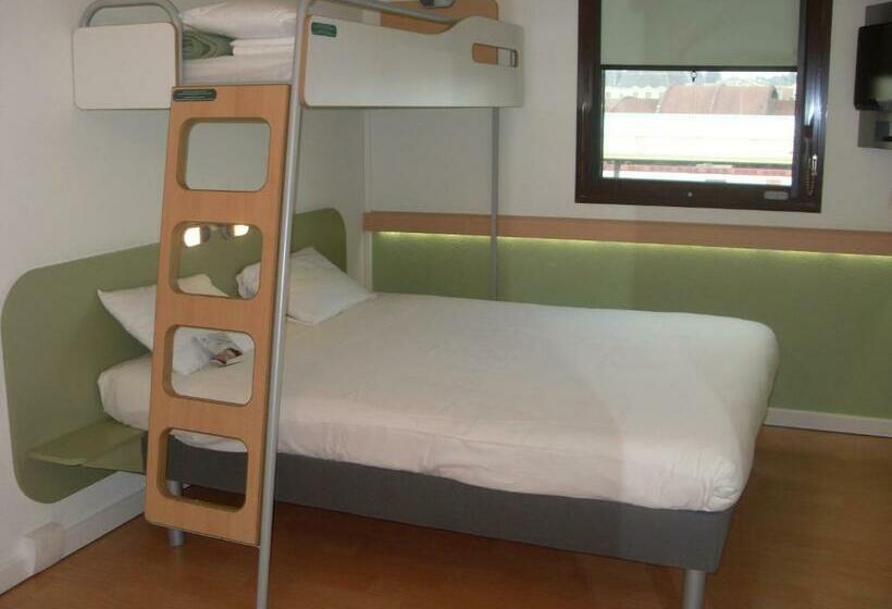 Номер Стандарт Трехместный, Ibis Budget Nimes Centre Gare