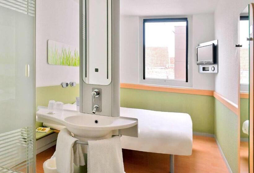 Номер Стандарт, Ibis Budget Nimes Centre Gare