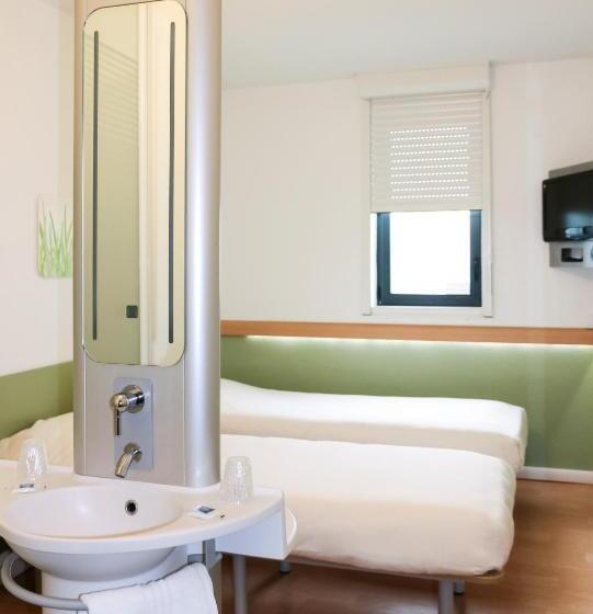 Номер Стандарт, Ibis Budget Nimes Centre Gare