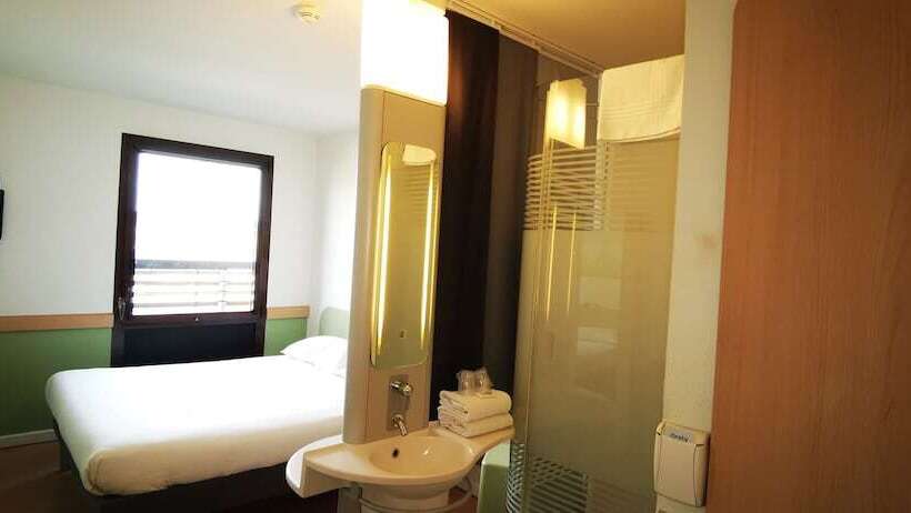Номер Стандарт, Ibis Budget Nimes Centre Gare