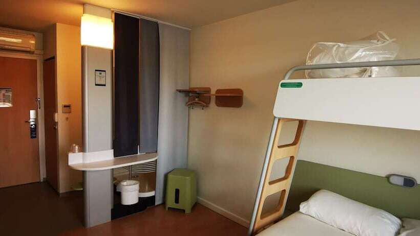 Номер Стандарт Трехместный, Ibis Budget Nimes Centre Gare