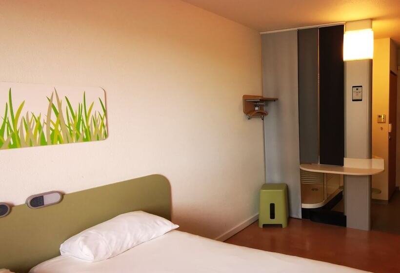 Номер Стандарт Трехместный, Ibis Budget Nimes Centre Gare