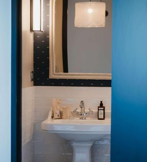 标准间, La Robeyere; Bw Signature Collection