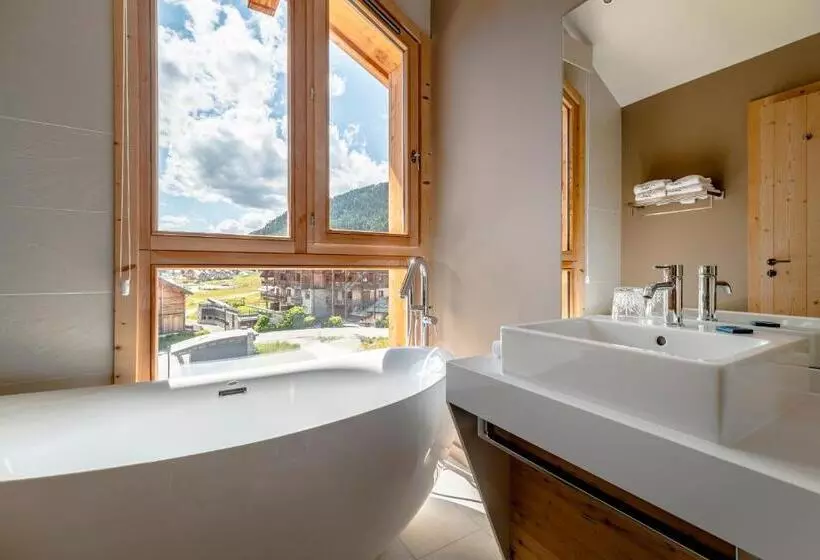 سوییت سوپریور, Le Chalet Blanc Hôtel & Spa