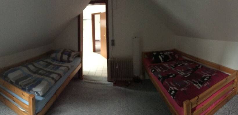 شقة غرفتين, Pension Teutonia