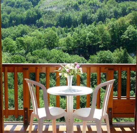 经典工作室, Résidence La Rochetaillée