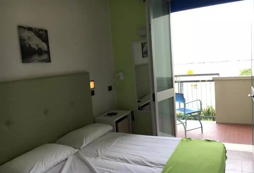 اتاق استاندارد با چشم‌انداز دریا, San Giorgio Savoia