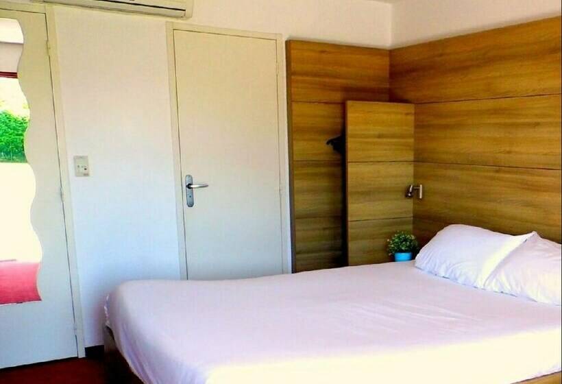 Номер Стандарт, So'Lodge Niort A83