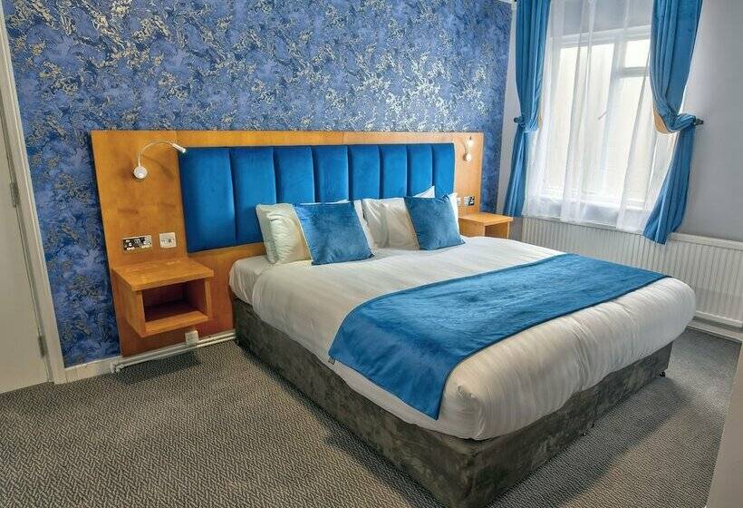 غرفة سوبيريور, The Bridge