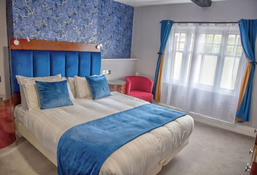 غرفة قياسية, The Bridge